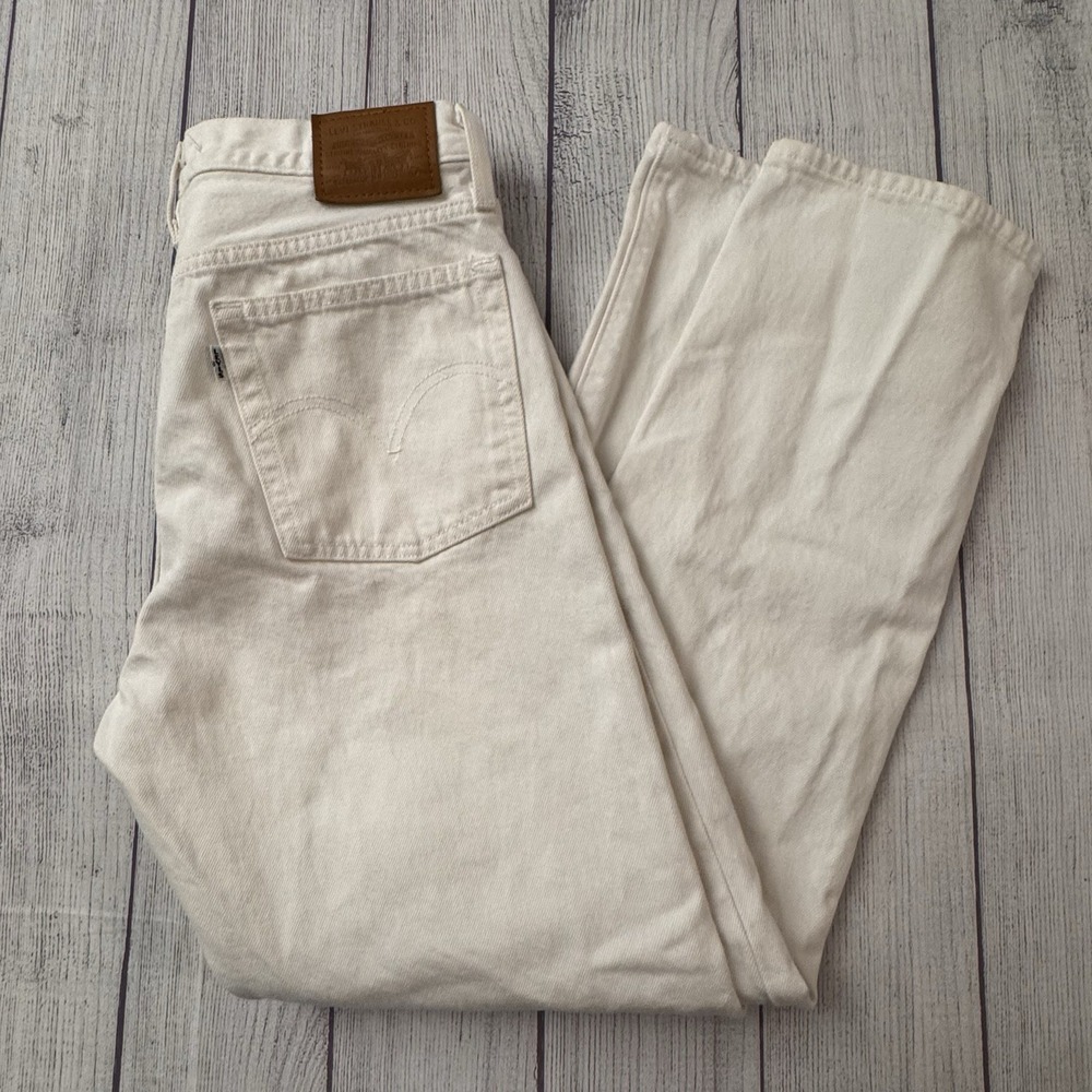 Levi's Premium Wedgie Straight Women's Jeans Size 29 White Button Fly High Rise